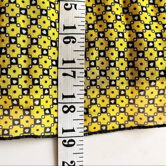 Byblos girls geometric design dressy sleeveless top size 8 - Picture 7 of 7